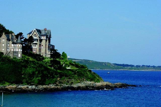 Le Manoir Du Sphinx 3* Perros-Guirec